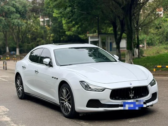 Maserati Ghibli 2017 3.0T Standard Edition exterior photo 3 Maserati Ghibli 2017 3.0T Standard Edition exterior photo 3