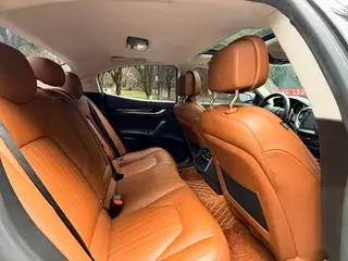 Maserati Ghibli 2017 3.0T Standard Edition interior photo 13 Maserati Ghibli 2017 3.0T Standard Edition interior photo 13