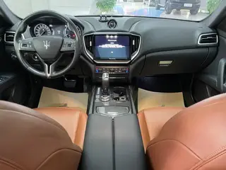 Maserati Ghibli 2021 2.0T Sharp Edition interior photo 16 Maserati Ghibli 2021 2.0T Sharp Edition interior photo 16