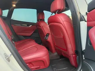 Maserati Levante 2021 3.0T Standard Edition interior photo 6 Maserati Levante 2021 3.0T Standard Edition interior photo 6