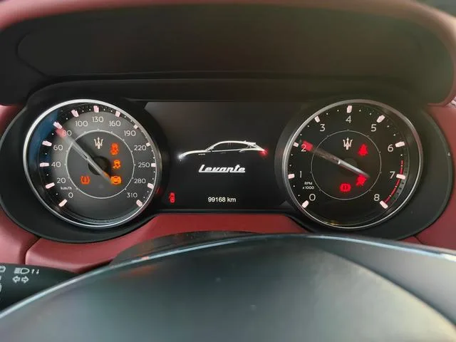 Maserati Levante 2021 3.0T Standard Edition interior photo 9 Maserati Levante 2021 3.0T Standard Edition interior photo 9