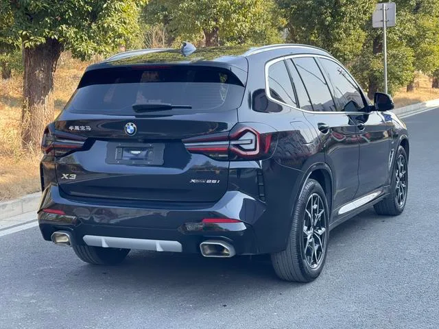 BMW X3 2022 Reforma xDrive25i M Conjunto deportivo exterior foto 4 BMW X3 2022 Reforma xDrive25i M Conjunto deportivo exterior foto 4