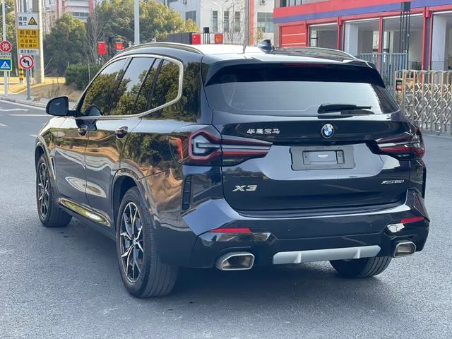 BMW X3 2022 Reforma xDrive25i M Conjunto deportivo exterior foto 6 BMW X3 2022 Reforma xDrive25i M Conjunto deportivo exterior foto 6