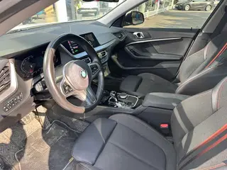 BMW 2 Series 2023 225i Four-door coupe M Sports suit interior photo 10 BMW 2 Series 2023 225i Four-door coupe M Sports suit interior photo 10