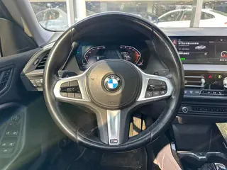 BMW 2 Series 2023 225i Four-door coupe M Sports suit interior photo 11 BMW 2 Series 2023 225i Four-door coupe M Sports suit interior photo 11