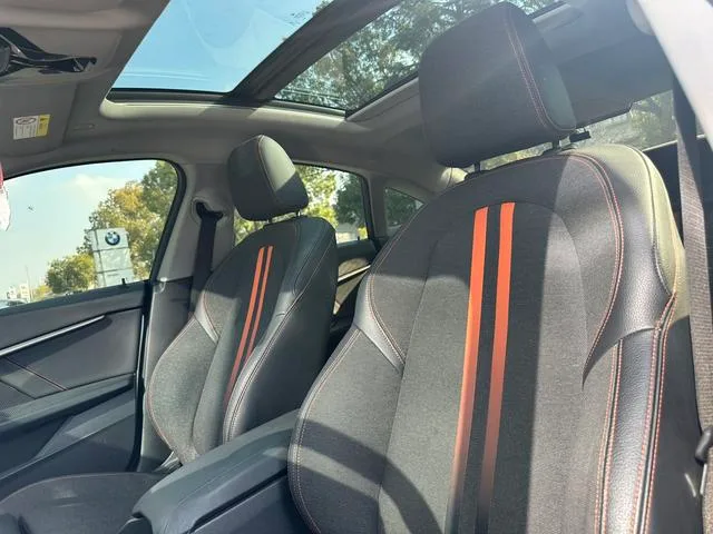 BMW 2 Series 2023 225i Four-door coupe M Sports suit interior photo 14 BMW 2 Series 2023 225i Four-door coupe M Sports suit interior photo 14