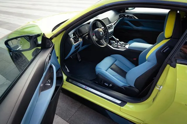 BMW M4 2021 M4 Coupe Thunder Edition interior photo 13 BMW M4 2021 M4 Coupe Thunder Edition interior photo 13