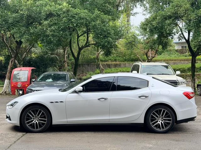 Maserati Ghibli 2017 3.0T Standard Edition exterior photo 7 Maserati Ghibli 2017 3.0T Standard Edition exterior photo 7