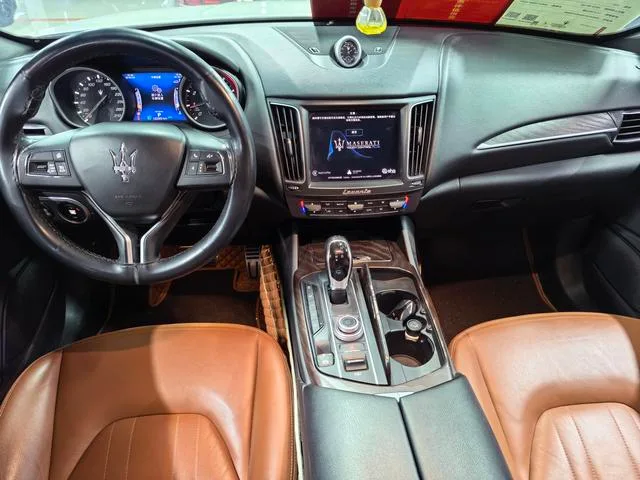 Maserati Levante 2016 3.0T Levante exterior photo 5 Maserati Levante 2016 3.0T Levante exterior photo 5