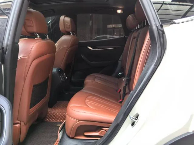 Maserati Levante 2016 3.0T Levante interior photo 8 Maserati Levante 2016 3.0T Levante interior photo 8