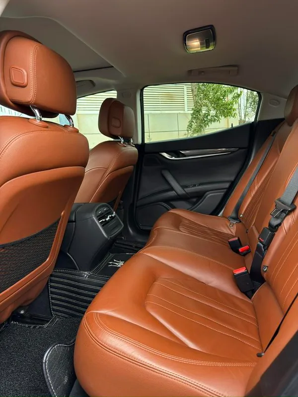 Maserati Ghibli 2017 3.0T Standard Edition interior photo 13 Maserati Ghibli 2017 3.0T Standard Edition interior photo 13