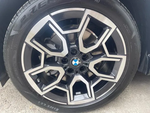 BMW X1 2023 sDrive25Li M Sports suit exterior photo 9 BMW X1 2023 sDrive25Li M Sports suit exterior photo 9