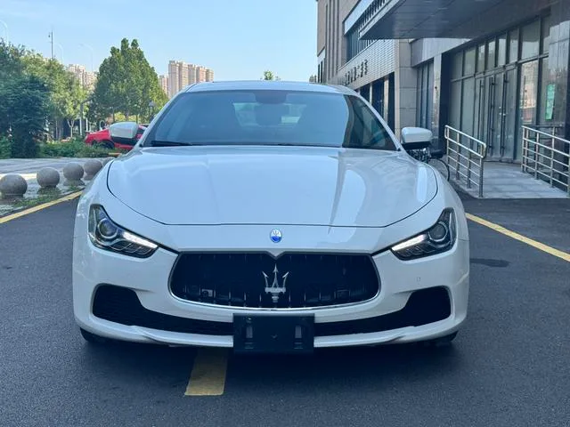 Maserati Ghibli 2017 3.0T Standard Edition exterior photo 2 Maserati Ghibli 2017 3.0T Standard Edition exterior photo 2