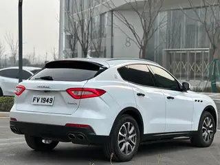 Maserati Levante 2018 3.0T 350Hp Standard Edition exterior photo 5 Maserati Levante 2018 3.0T 350Hp Standard Edition exterior photo 5