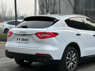 Maserati Levante 2018 3.0T 350Hp Standard Edition exterior photo 6 Maserati Levante 2018 3.0T 350Hp Standard Edition exterior photo 6