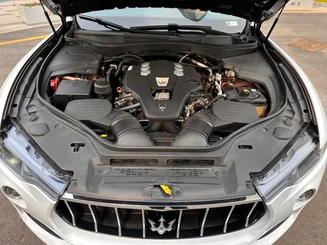 Maserati Levante 2018 3.0T 350Hp Standard Edition exterior photo 7 Maserati Levante 2018 3.0T 350Hp Standard Edition exterior photo 7