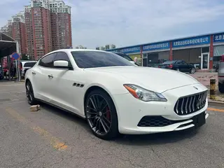 Maserati Quattroporte 2015 3.0T Tipo estándar exterior foto 3 Maserati Quattroporte 2015 3.0T Tipo estándar exterior foto 3
