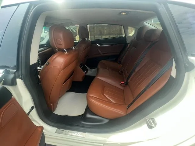 Maserati Quattroporte 2015 3.0T Tipo estándar exterior foto 5 Maserati Quattroporte 2015 3.0T Tipo estándar exterior foto 5