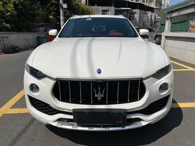 Maserati Levante 2016 3.0T Levante exterior photo 2 Maserati Levante 2016 3.0T Levante exterior photo 2