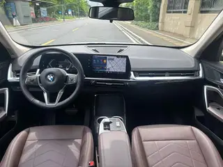 BMW X1 2023 sDrive20Li X Design Suit interior photo 8 BMW X1 2023 sDrive20Li X Design Suit interior photo 8