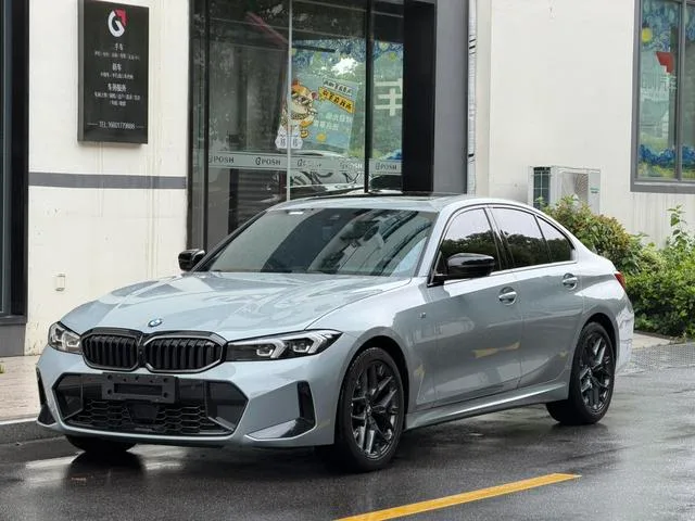 BMW 3 Series 2025 330i M Sports Night Suit exterior photo 1 BMW 3 Series 2025 330i M Sports Night Suit exterior photo 1