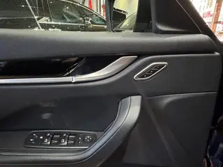 Maserati Levante 2016 3.0T Levante interior photo 12 Maserati Levante 2016 3.0T Levante interior photo 12