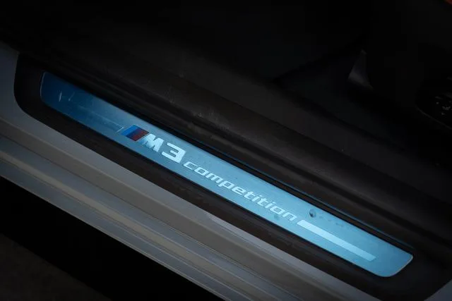 BMW M3 2021 M3 four-door sedan M xDrive Thunder Edition interior photo 12 BMW M3 2021 M3 four-door sedan M xDrive Thunder Edition interior photo 12