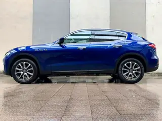 Maserati Levante 2018 3.0T 350Hp Standard Edition interior photo 16 Maserati Levante 2018 3.0T 350Hp Standard Edition interior photo 16