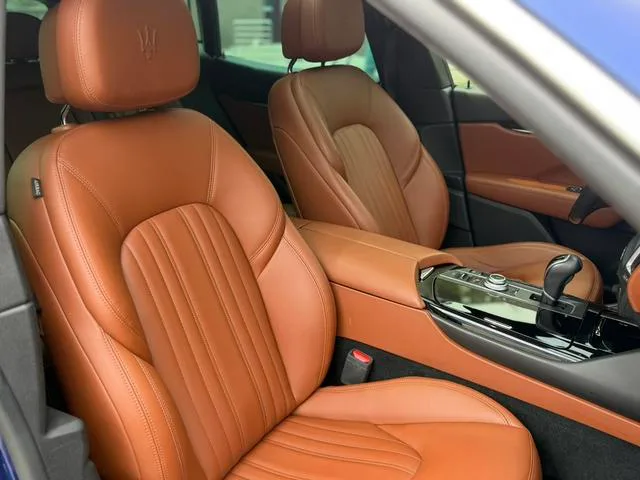 Maserati Levante 2016 3.0T Levante interior foto 18 Maserati Levante 2016 3.0T Levante interior foto 18