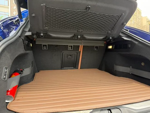 Maserati Levante 2016 3.0T Levante interior foto 20 Maserati Levante 2016 3.0T Levante interior foto 20