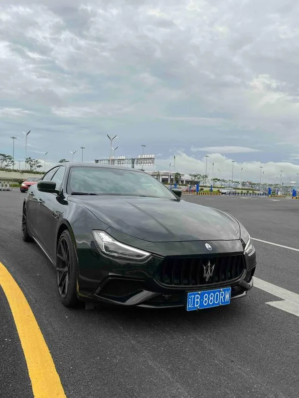 Maserati Ghibli 2017 3.0T Standard Edition exterior photo 3 Maserati Ghibli 2017 3.0T Standard Edition exterior photo 3