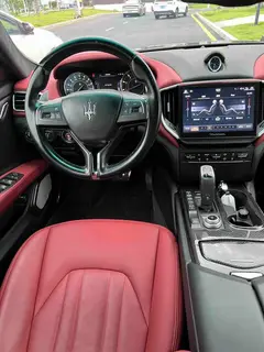 Maserati Ghibli 2017 3.0T Standard Edition interior photo 10 Maserati Ghibli 2017 3.0T Standard Edition interior photo 10