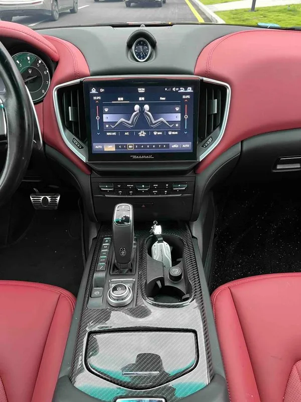 Maserati Ghibli 2017 3.0T Standard Edition interior photo 12 Maserati Ghibli 2017 3.0T Standard Edition interior photo 12