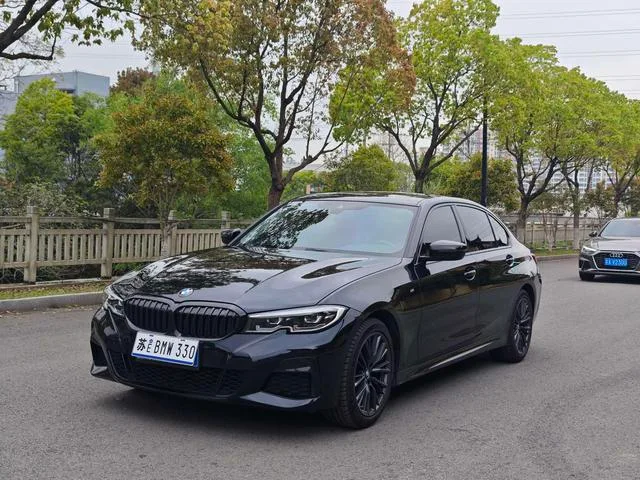 BMW 3 Series 2021 Reforma 325Li M Traje nocturno deportivo Yao exterior foto 1 BMW 3 Series 2021 Reforma 325Li M Traje nocturno deportivo Yao exterior foto 1