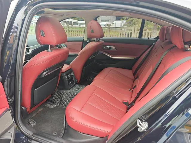 BMW 3 Series 2021 Reforma 325Li M Traje nocturno deportivo Yao exterior foto 4 BMW 3 Series 2021 Reforma 325Li M Traje nocturno deportivo Yao exterior foto 4