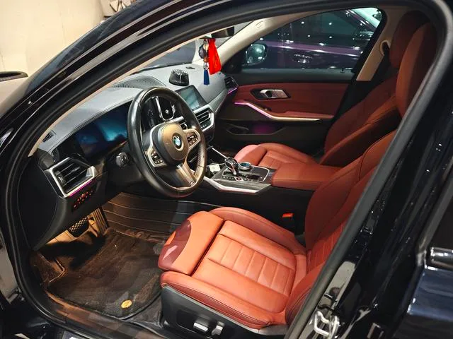 BMW 3 Series 2021 Reforma 325Li M Traje nocturno deportivo Yao interior foto 15 BMW 3 Series 2021 Reforma 325Li M Traje nocturno deportivo Yao interior foto 15