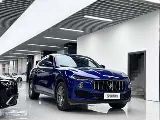 Maserati Levante 2021 3.0T Standard Edition exterior photo 3 Maserati Levante 2021 3.0T Standard Edition exterior photo 3