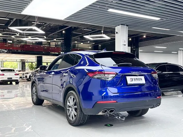 Maserati Levante 2021 3.0T Standard Edition interior photo 11 Maserati Levante 2021 3.0T Standard Edition interior photo 11