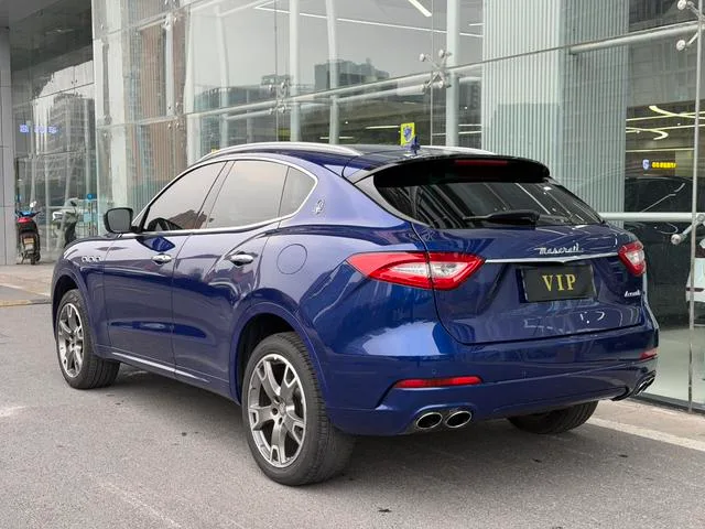 Maserati Levante 2016 3.0T Levante exterior photo 4 Maserati Levante 2016 3.0T Levante exterior photo 4