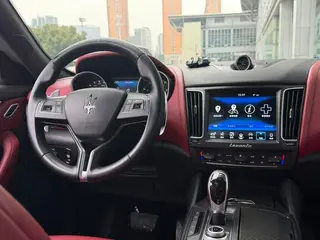 Maserati Levante 2016 3.0T Levante exterior photo 7 Maserati Levante 2016 3.0T Levante exterior photo 7