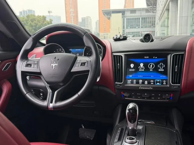 Maserati Levante 2016 3.0T Levante exterior photo 7 Maserati Levante 2016 3.0T Levante exterior photo 7