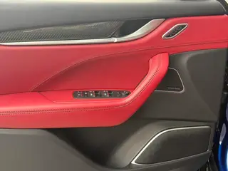 Maserati Levante 2016 3.0T Levante interior photo 13 Maserati Levante 2016 3.0T Levante interior photo 13