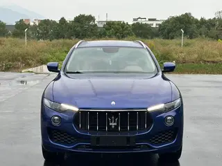 Maserati Levante 2018 3.0T Classic Edition exterior photo 2 Maserati Levante 2018 3.0T Classic Edition exterior photo 2