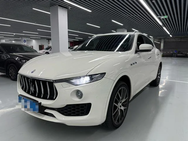 Maserati Levante 2018 3.0T Classic Edition exterior photo 1 Maserati Levante 2018 3.0T Classic Edition exterior photo 1