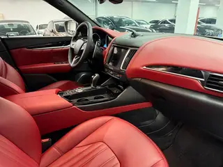 Maserati Levante 2018 3.0T Classic Edition exterior photo 4 Maserati Levante 2018 3.0T Classic Edition exterior photo 4