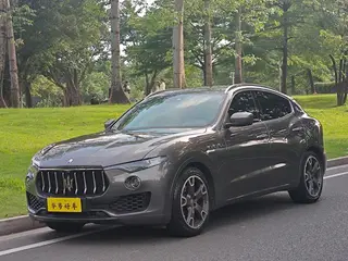 Maserati Levante 2016 3.0T Levante exterior photo 1 Maserati Levante 2016 3.0T Levante exterior photo 1