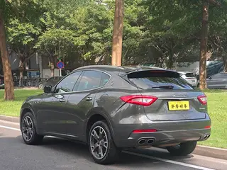 Maserati Levante 2016 3.0T Levante exterior photo 3 Maserati Levante 2016 3.0T Levante exterior photo 3