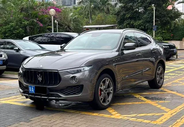 Maserati Levante 2016 3.0T Levante exterior photo 1 Maserati Levante 2016 3.0T Levante exterior photo 1
