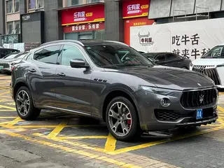 Maserati Levante 2016 3.0T Levante exterior photo 3 Maserati Levante 2016 3.0T Levante exterior photo 3