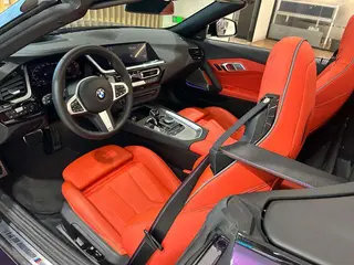 BMW Z4 2023 M40i M Sport Performance Edition interior photo 7 BMW Z4 2023 M40i M Sport Performance Edition interior photo 7